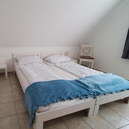 Ferienwohnung Luisa Im Haus Maarten クックスハーフェン エクステリア 写真