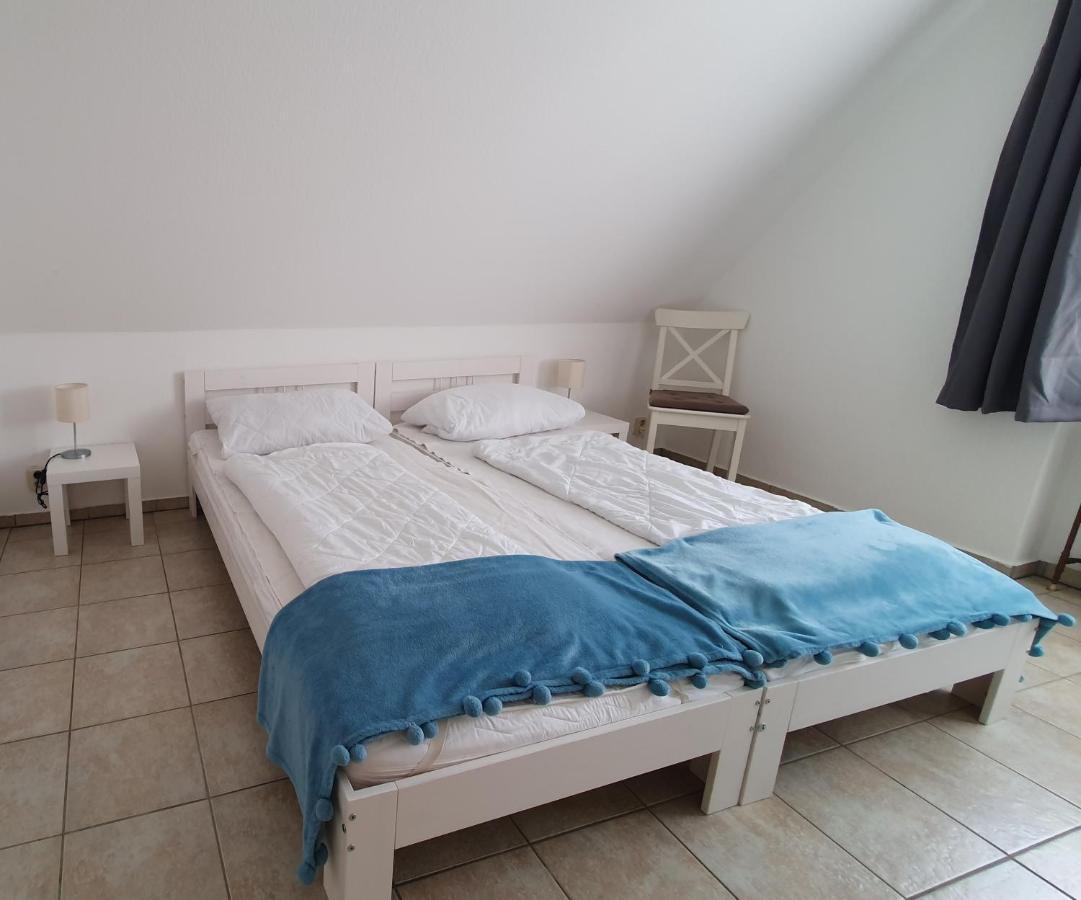 Ferienwohnung Luisa Im Haus Maarten クックスハーフェン エクステリア 写真