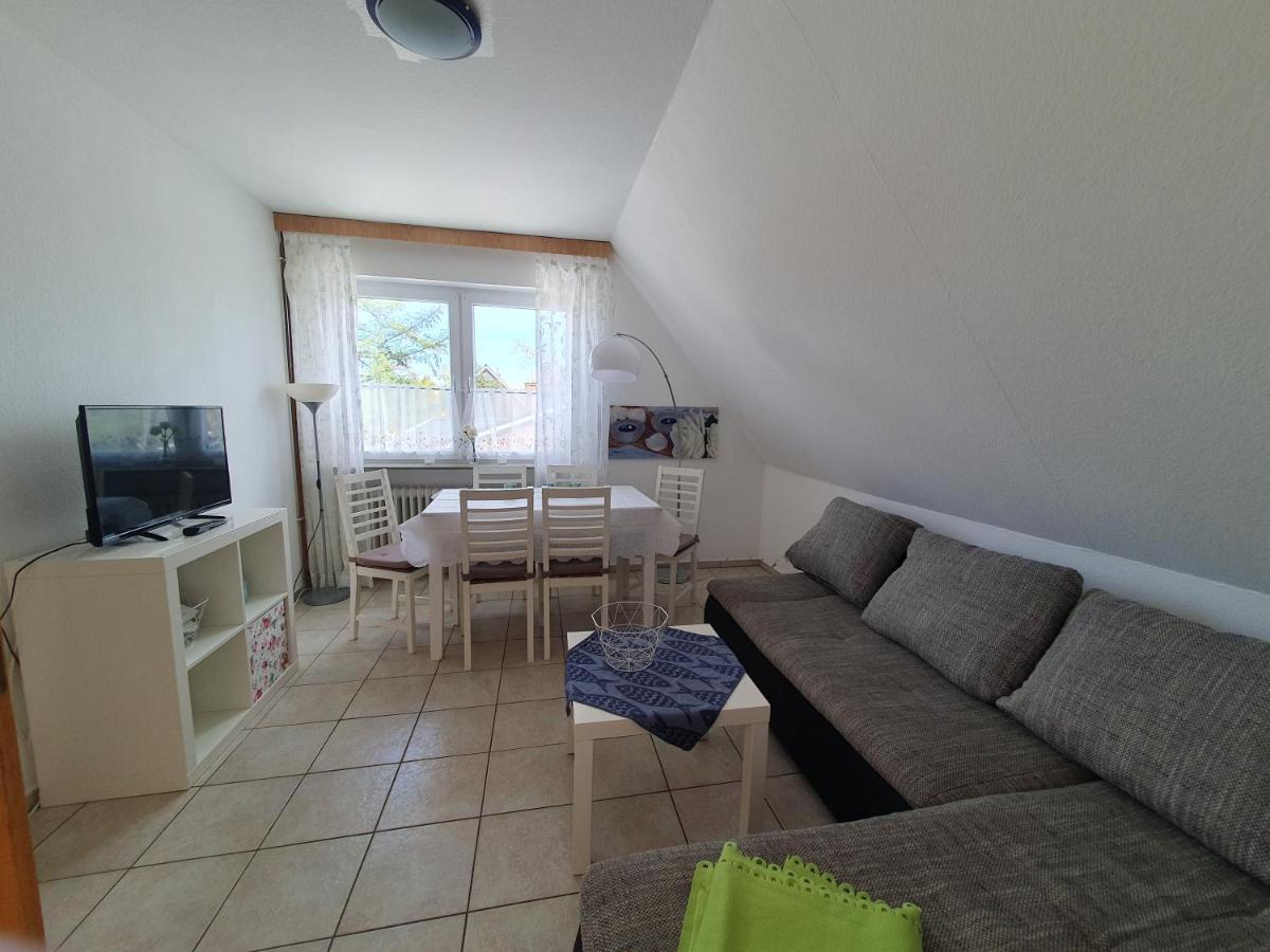 Ferienwohnung Luisa Im Haus Maarten クックスハーフェン エクステリア 写真